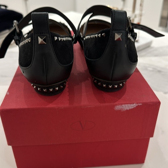 Valentino Rockstud Mary Jane’s - Picture 4 of 6